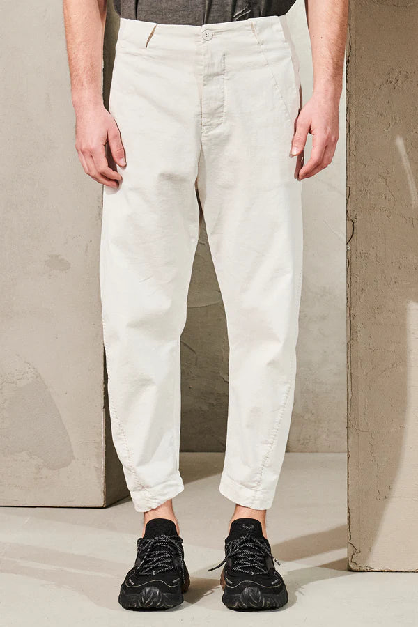 Cropped trousers in stretch cotton drill with ergonomic cut