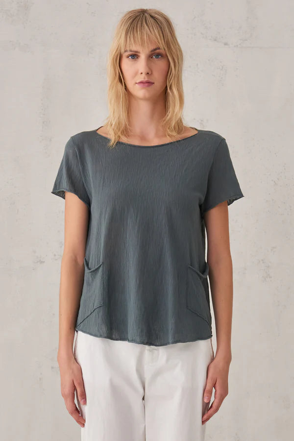 Slub cotton v neck knitted t-shirt with Pocket