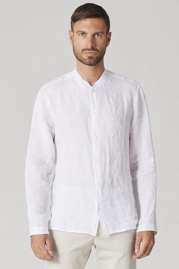 Regular-fit linen shirt with cotton knit inserts. knitted mandarin collar.