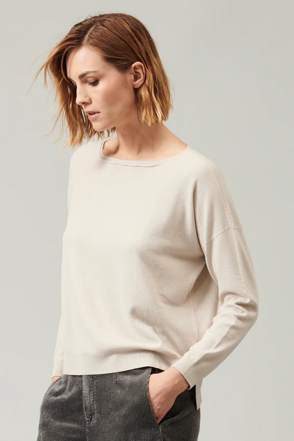 Oversized viscose and wool knit