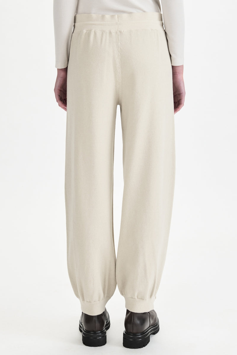 Pants in viscose and wool chalk