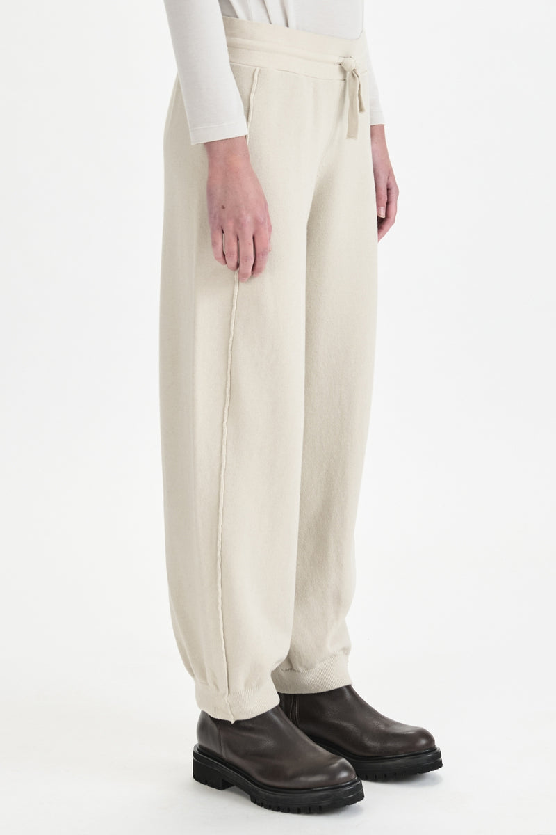 Pants in viscose and wool chalk
