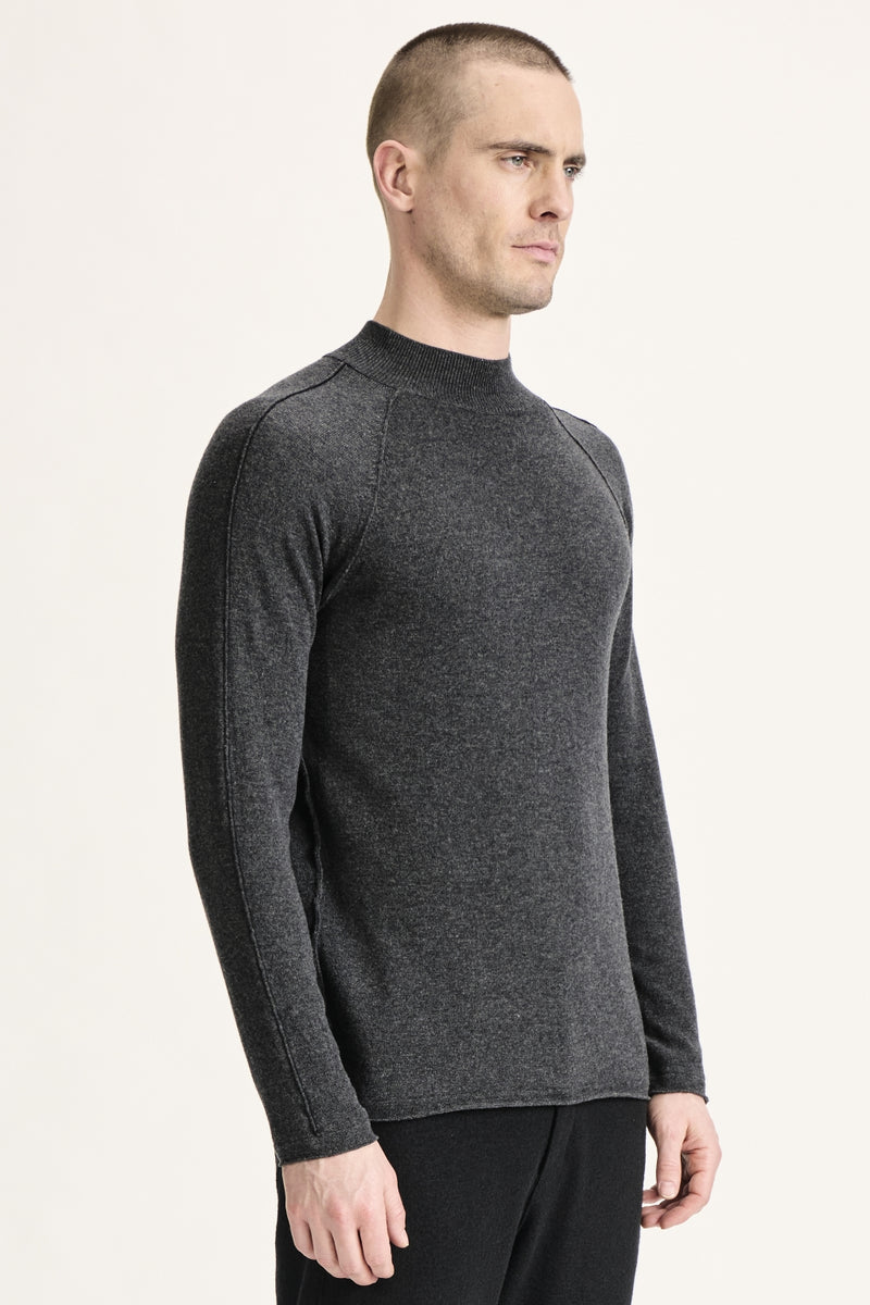 Knit in wool charcoal