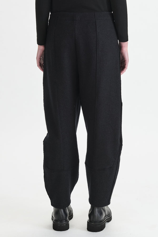 Trousers in wool