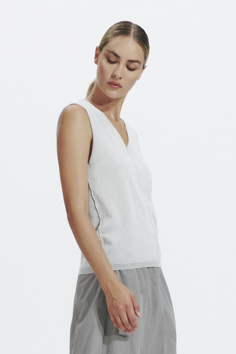 Two Tone v-neck Tank top