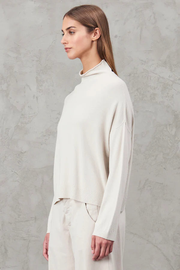 Oversized viscose and wool knit . boxed shaped, turtleneck ice