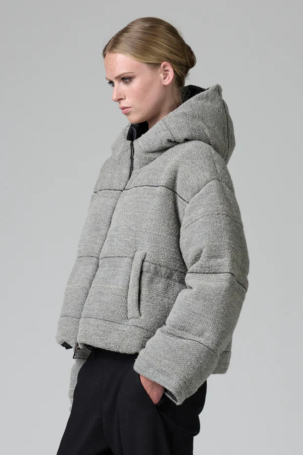Short knitted hooded real down duvet in striped pattern