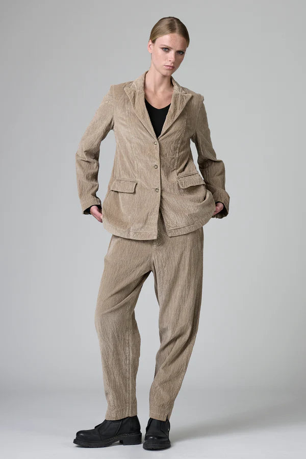 Regular fit jacket in slightly embossed viscose and cotton stretch fine ribbed velour