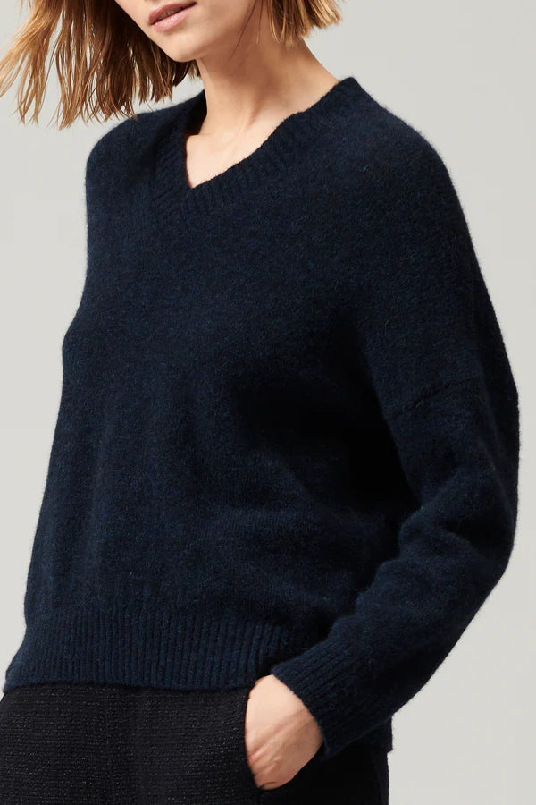 V neck alpaca and wool knit