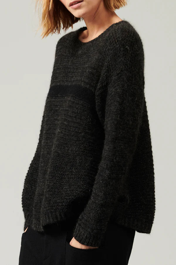 Boatneck knit in wool and alpaca with contrasting colour striping