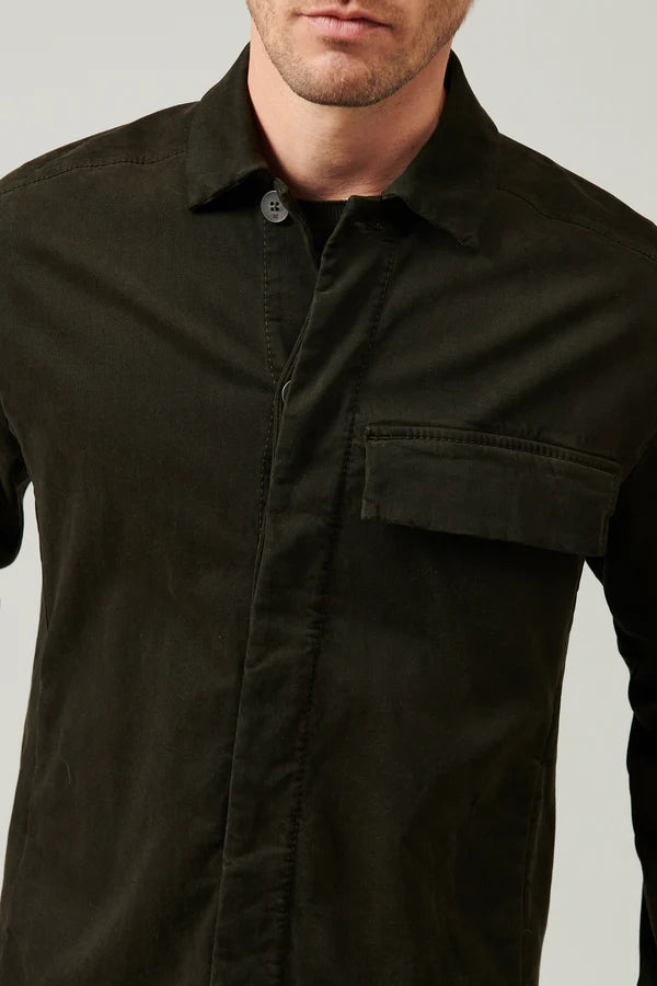 Buttoned opening overshirt in tencell and stretch modal and chest pocket with flap