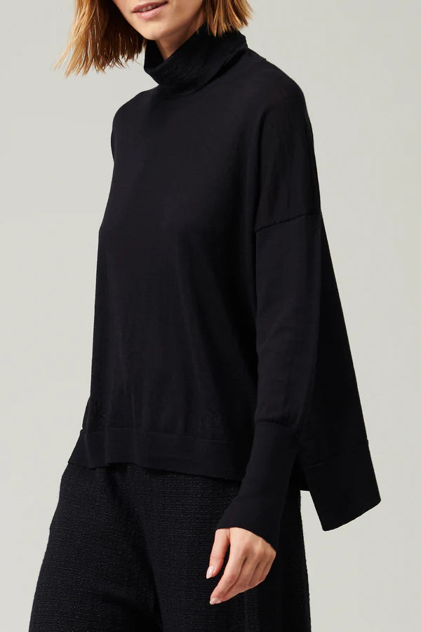 Turtleneck extra fine virgin wool wide knit Navy Blue