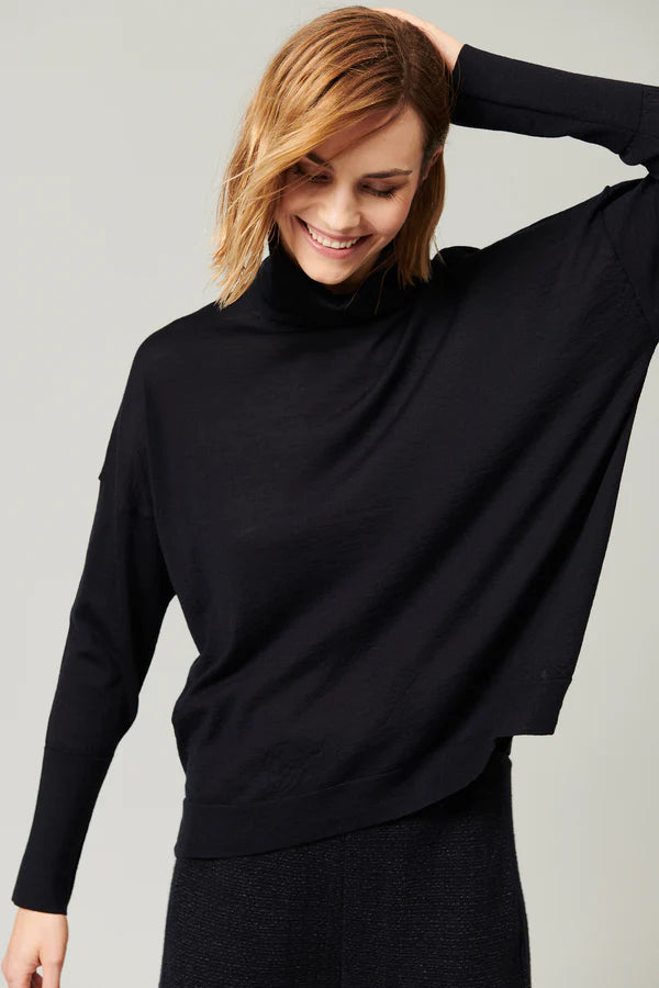 Turtleneck extra fine virgin wool wide knit Navy Blue