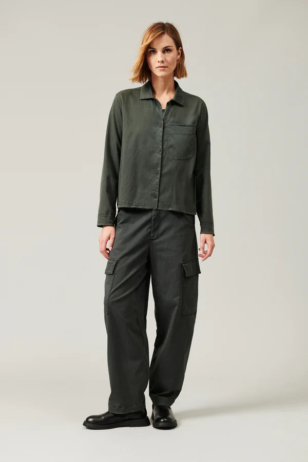 Shirt/jacket in stretch cotton satin dark green