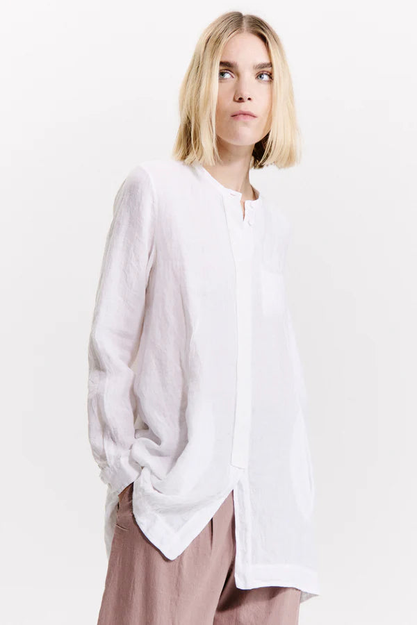 Long linen shirt. viscose georgette band with hidden buttoning