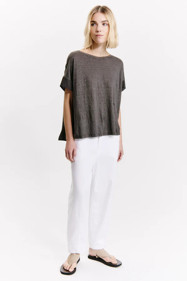 Half-sleeve over shirt in linen jersey in front with viscose georgette on back and sleeves