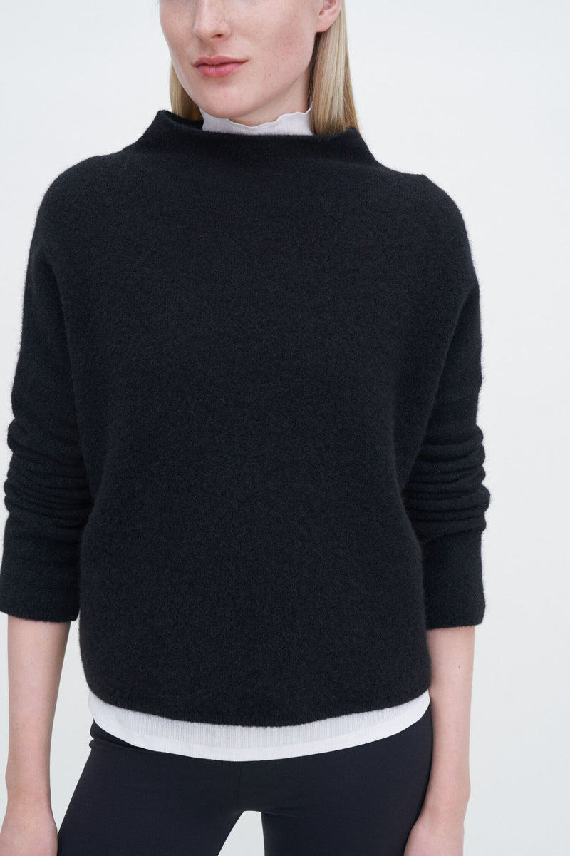 MIKA YAK FUNNELNECK SWEATER BLACK