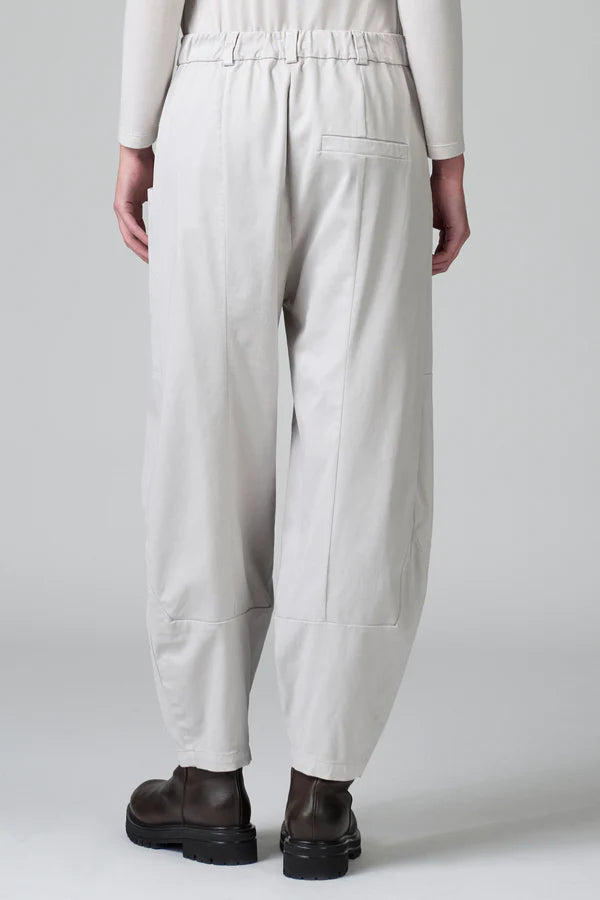 Comfort fit bombé shape trousers in tencel, modal and stretch cotton with back elastic