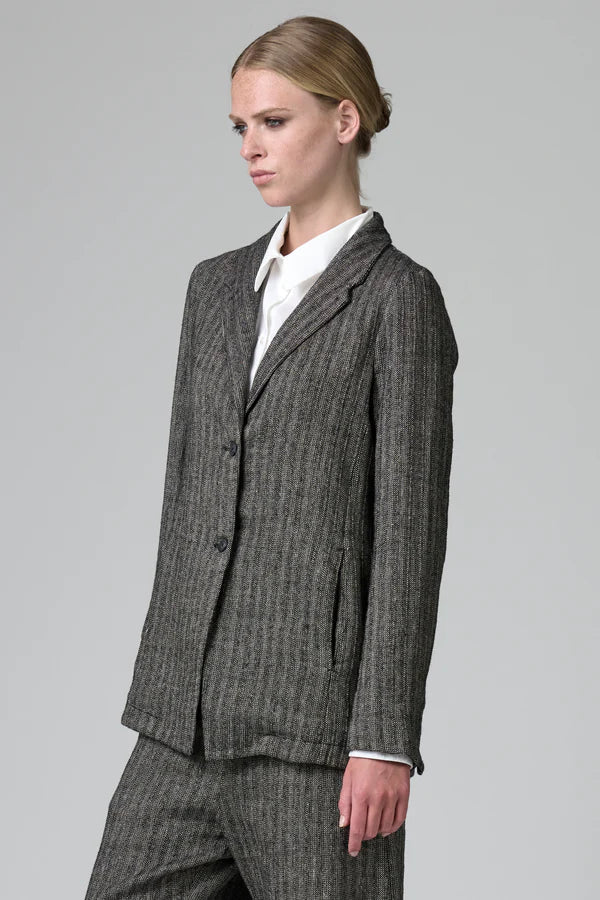 Lined 2-button regular fit jacket in herringbone stretch wool blend