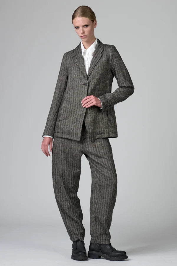 Lined 2-button regular fit jacket in herringbone stretch wool blend