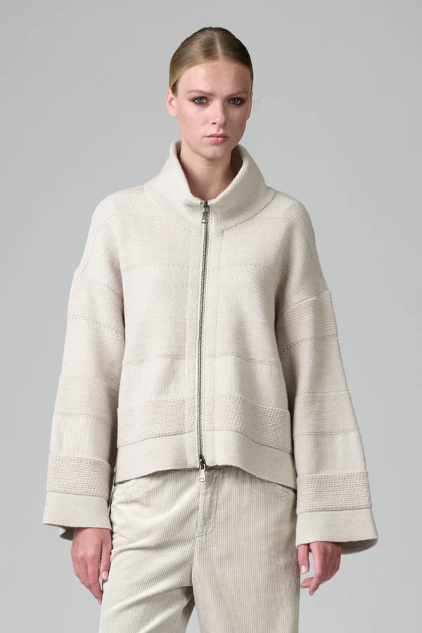 Jacket in wool