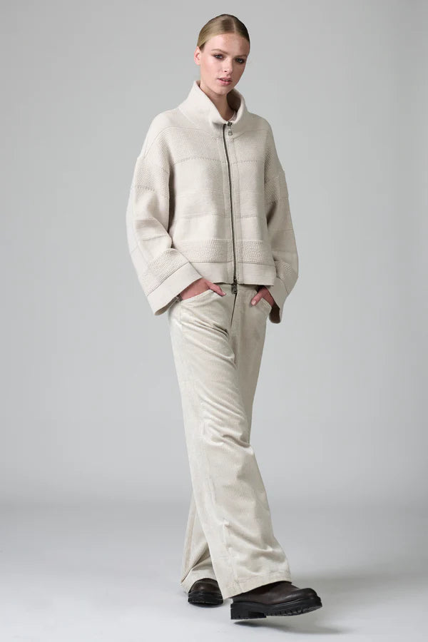 Jacket in wool