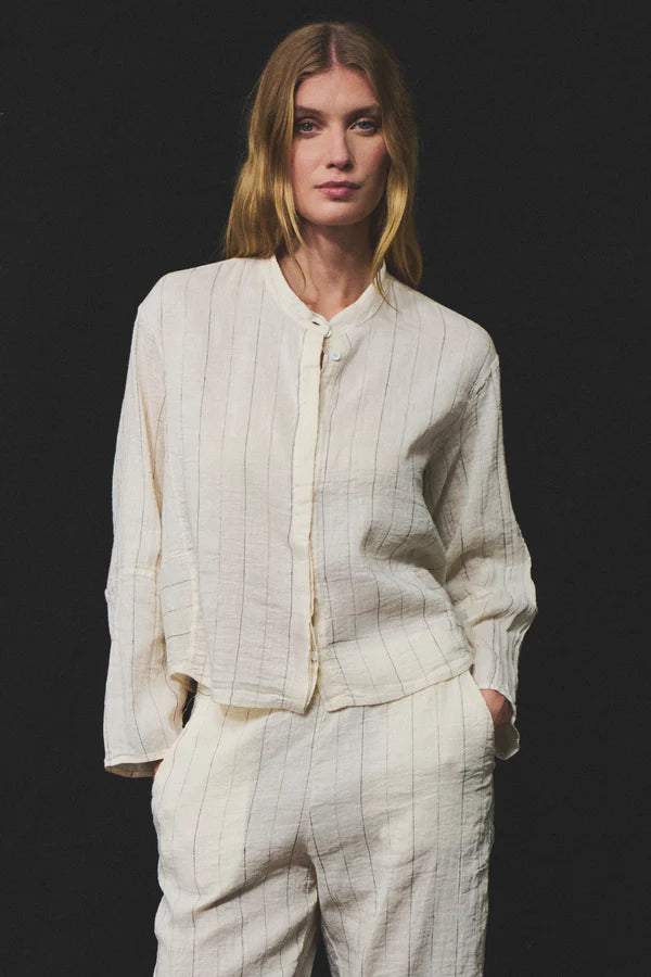 Cotton gauze and linen pinstripe over shirt bombé shape with mandarin collar