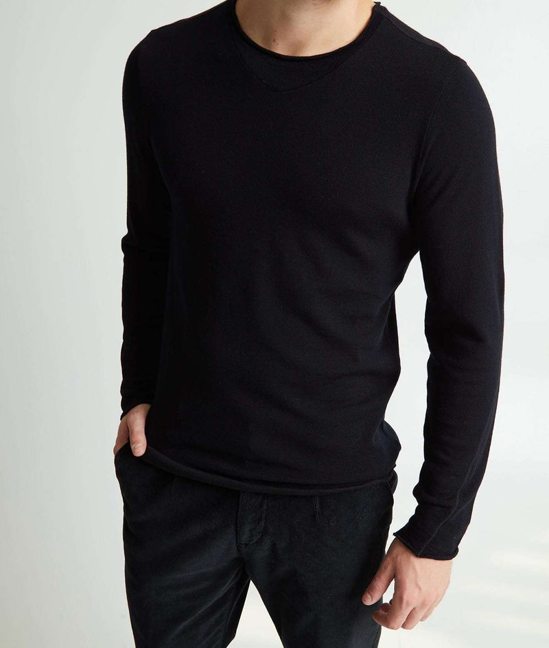 Pullover black